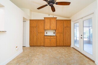 540 S Center St in Ormond Beach, FL - Building Photo - Building Photo