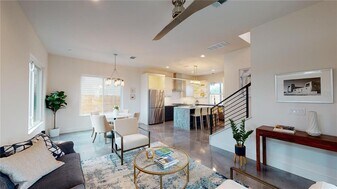 6217 Clovis St, Unit #A in Austin, TX - Building Photo