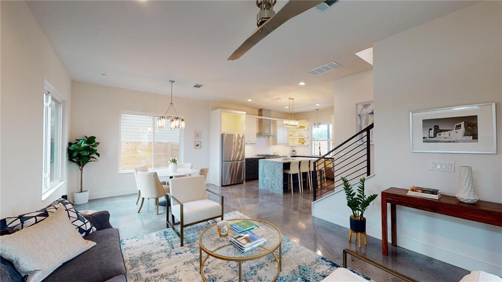 6217 Clovis St, Unit #A in Austin, TX - Building Photo
