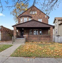 3258 W 112th St in Cleveland, OH - Building Photo