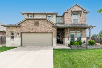 640 Nett in New Braunfels, TX - Foto de edificio - Building Photo