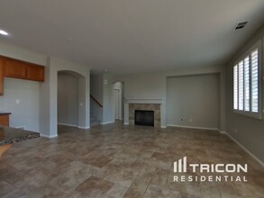 29848 Tierra Shores Ln in Menifee, CA - Building Photo - Building Photo