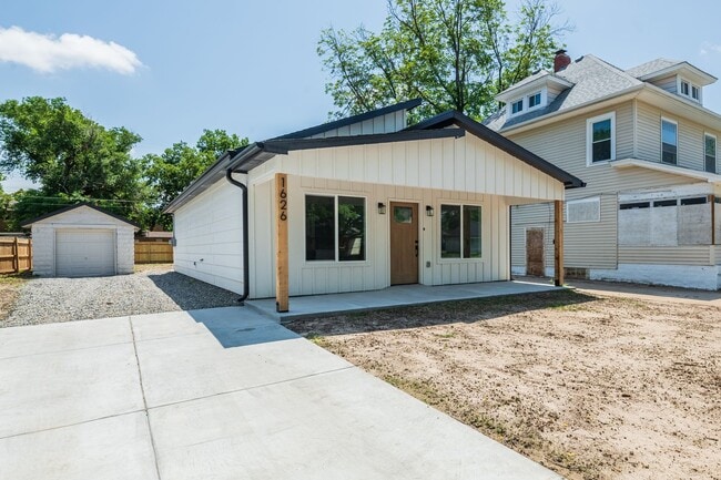 property at 1626 N Topeka
