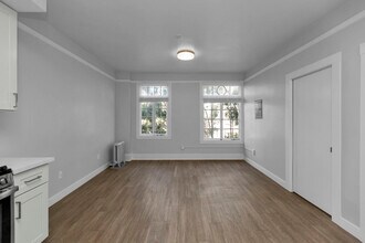 1130 Larkin in San Francisco, CA - Foto de edificio - Building Photo