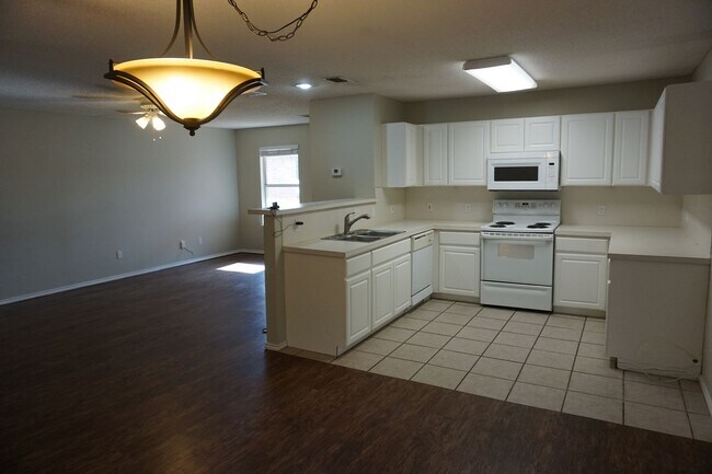 412 Kline Ave in Lubbock, TX - Building Photo - Building Photo