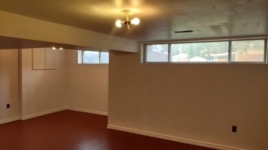 355 Blue Grass Blvd in Richmond Hill, ON - Building Photo - Building Photo