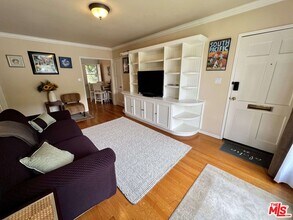 1701 Washington Ave in Santa Monica, CA - Building Photo - Building Photo