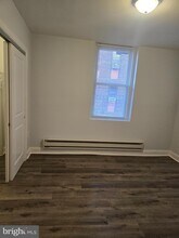 241-43 W Queen Ln, Unit 1F in Philadelphia, PA - Building Photo - Building Photo