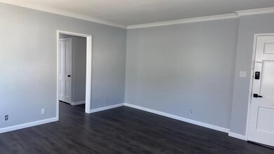 4071 8th Ave, Unit 4073 in Los Angeles, CA - Building Photo - Building Photo