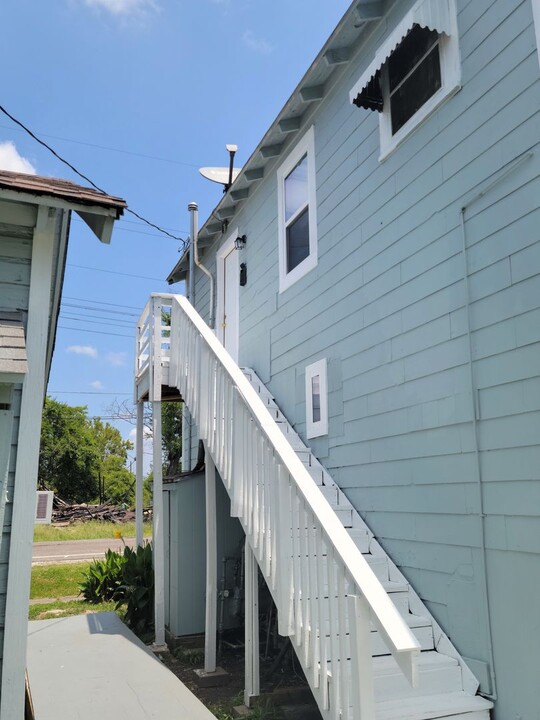995 Center St in Beaumont, TX - Foto de edificio