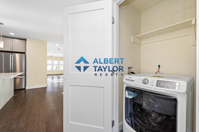 232 Fulton St, Unit 232 in Medford, MA - Building Photo - Building Photo