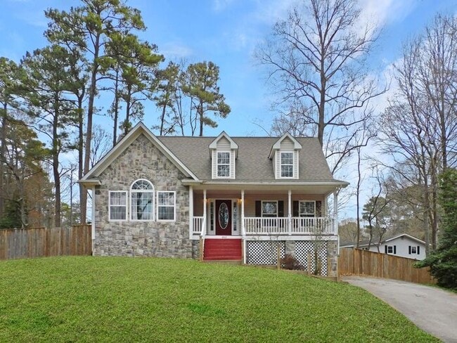 property at 462 Buckler Dr