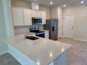 3059 Emerald Acrs Ln in Sanford, FL - Building Photo - Building Photo