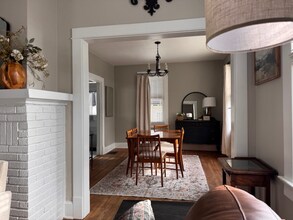 1319 Valley-View Ave in Wheeling, WV - Foto de edificio - Building Photo