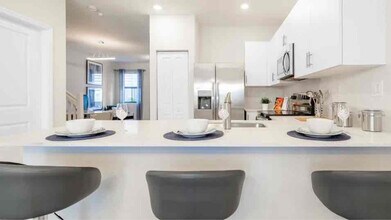 245 SW 159th Way in Pembroke Pines, FL - Building Photo - Building Photo