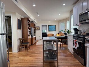 140 Foster St, Unit 1 in New Haven, CT - Building Photo - Building Photo