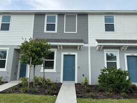 3082 Skyline Lp, Unit 1 in Kissimmee, FL - Building Photo