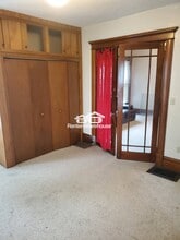 916 SE 5th St in Minneapolis, MN - Building Photo - Building Photo