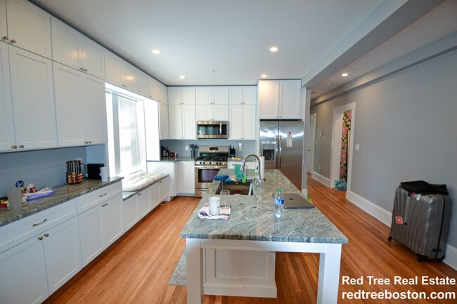 property at 6 South St