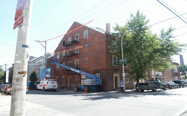 827 S 2nd St in Philadelphia, PA - Building Photo - Building Photo