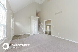 203 N Highland Dr in Raymore, MO - Building Photo - Building Photo