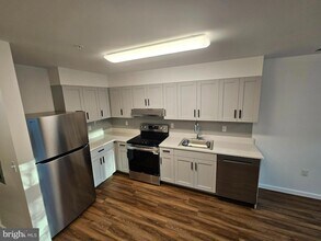 200 Hamilton Ave in Trenton, NJ - Building Photo - Building Photo