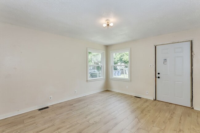 1802 N Market St in Wichita, KS - Building Photo - Building Photo