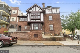 613 W 10th St in Wilmington, DE - Building Photo