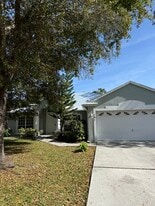 781 NW Grenada St in Port St. Lucie, FL - Building Photo