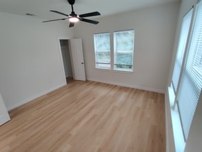 326 W Rainey St in Sherman, TX - Building Photo - Building Photo