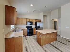 21424 N 120th Ln in Sun City, AZ - Building Photo - Building Photo