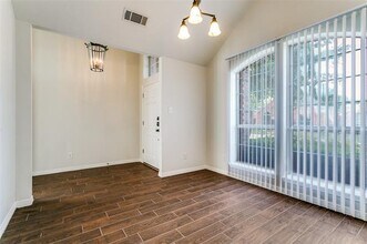 4015 Midrose Trail in Dallas, TX - Building Photo - Building Photo