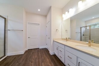 4372 Laurina St in North Port, FL - Building Photo - Building Photo