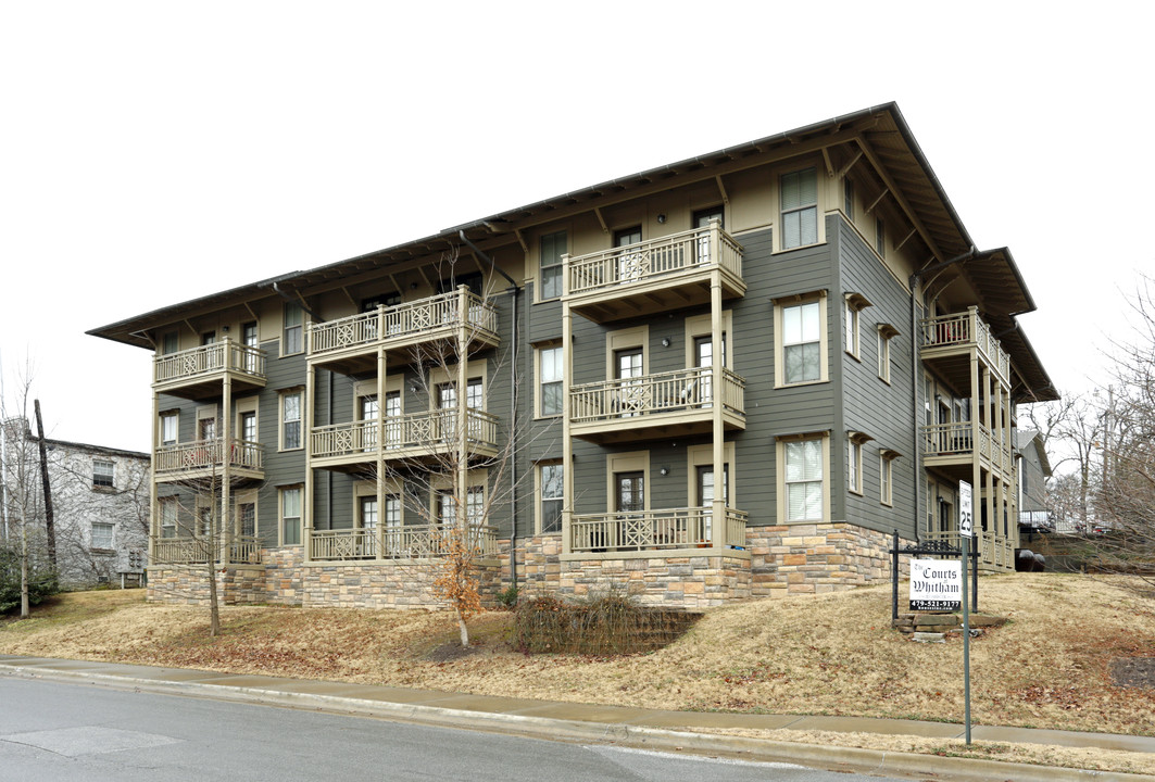 Courts at Whitham in Fayetteville, AR - Building Photo