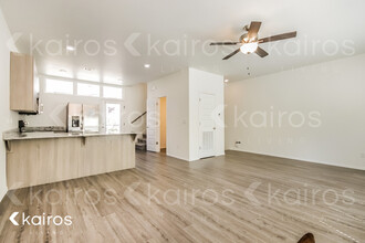 1634 S Razorback Rd in Fayetteville, AR - Building Photo - Building Photo