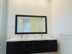 6671 NW 104th Ave in Doral, FL - Building Photo - Building Photo