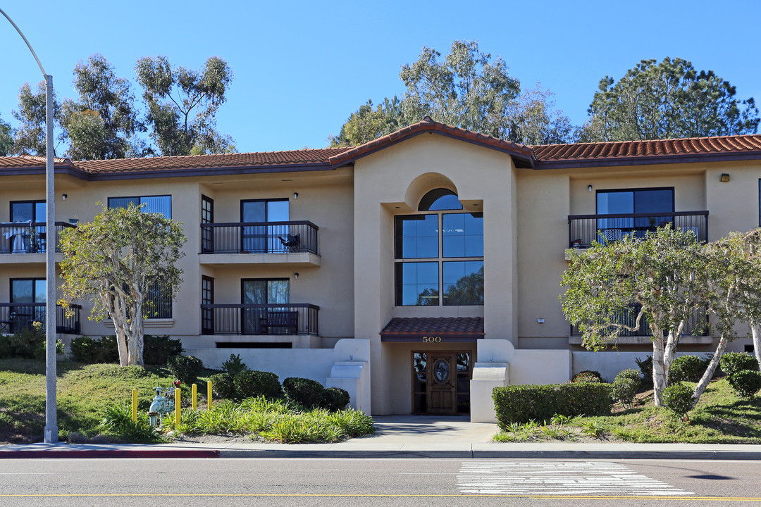 Forrest Bluff Senior Apartments in Encinitas, CA - Building Photo