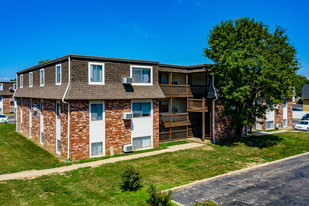 Clairborne Court Apartments