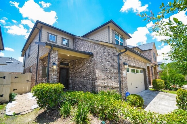 property at 1627 Summer City Dr