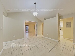 14334 SW 159th Terrace in Miami, FL - Foto de edificio - Building Photo