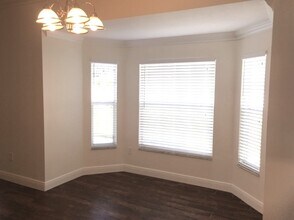 11013 Sailbrooke Dr in Riverview, FL - Building Photo - Building Photo