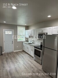152 N Peach St photo'