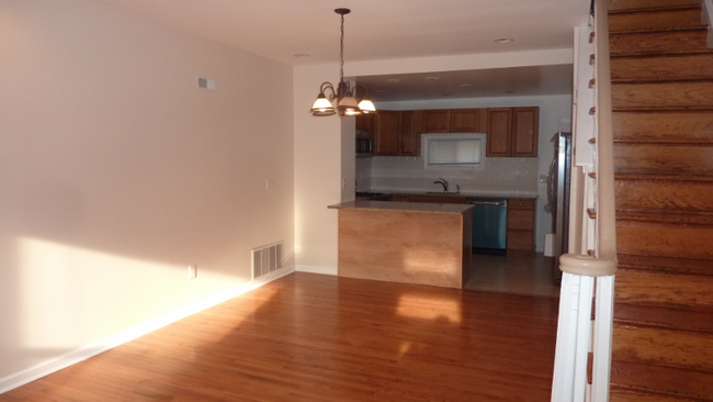 1805 S 4th St in Philadelphia, PA - Building Photo - Building Photo