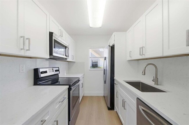 3228 Coral Ridge Dr, Unit 3228