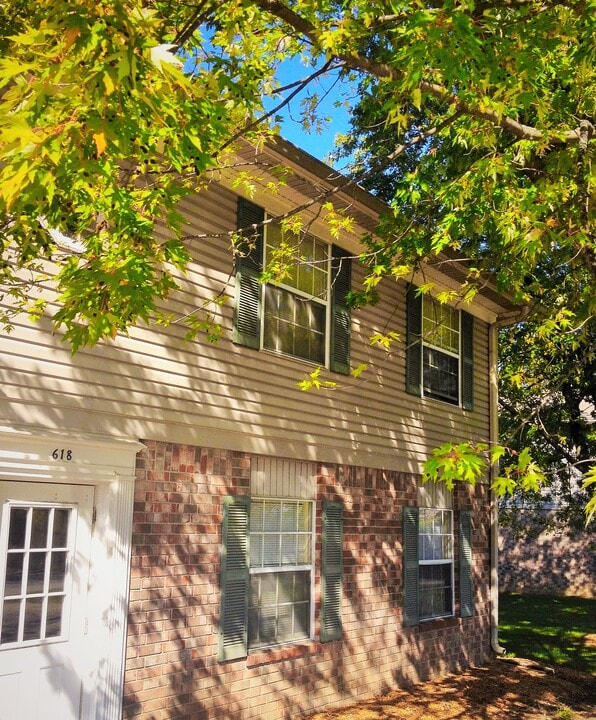 Lakeside at Walnut Hills in Plainfield, IN - Building Photo