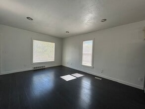 53 N Chicago St in Salt Lake City, UT - Building Photo - Building Photo