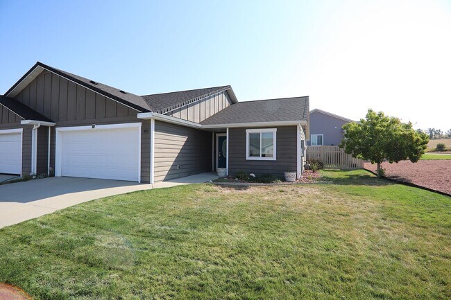 property at 810 Pinyon PL