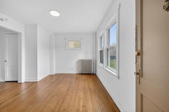 Campus View Apartments in Albany, NY - Foto de edificio - Building Photo