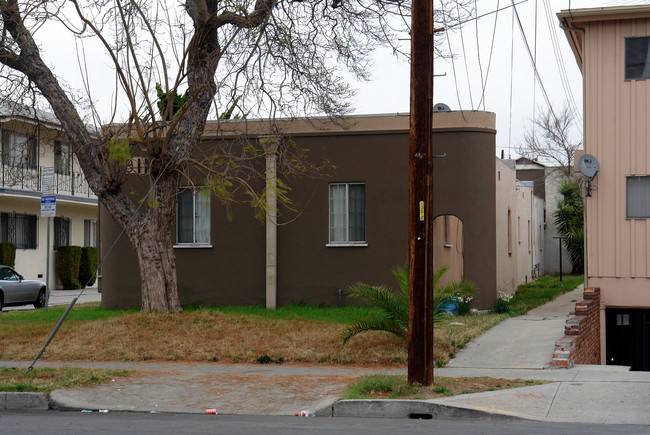 911 E La Brea Dr in Inglewood, CA - Building Photo - Building Photo