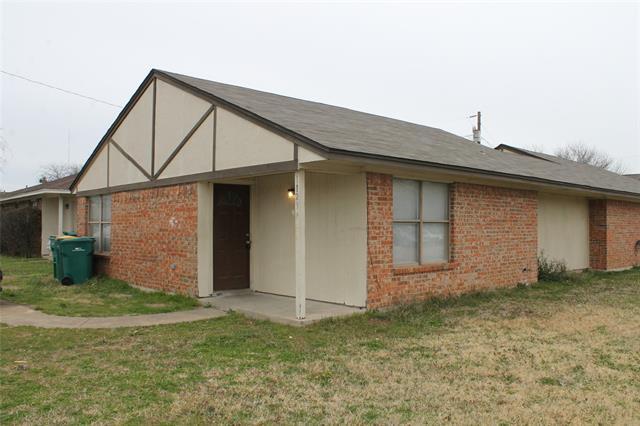 1129 Suburban Dr in Cedar Hill, TX - Building Photo